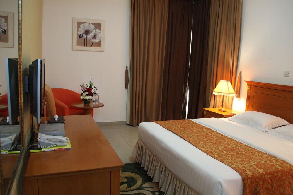 Flamingo Hotel Apartments Abu Dhabi Exterior photo